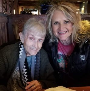 Meet your Posher, Suzanne